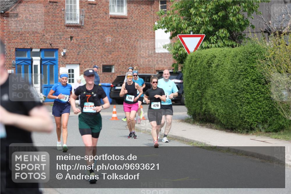 10.05.2026 - 8. Wedeler Halbmarathon Andreas Tolksdorf http://msf.ph/oto/9693621 10.05.2026 10:19:48 Laufen 3, 2183, 726, 479 meine-sportfotos.de
