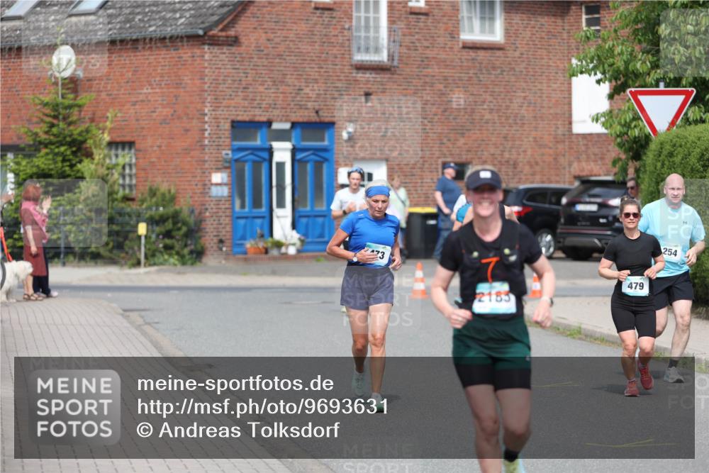 10.05.2026 - 8. Wedeler Halbmarathon Andreas Tolksdorf http://msf.ph/oto/9693631 10.05.2026 10:19:49 Laufen 73, 2185, 479, 254 meine-sportfotos.de