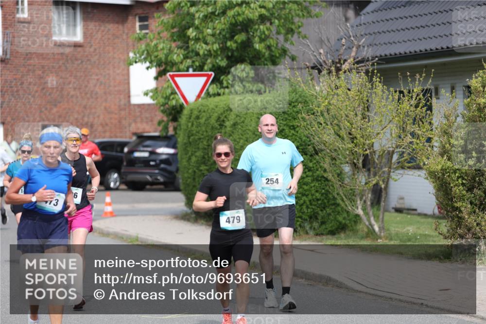 10.05.2026 - 8. Wedeler Halbmarathon Andreas Tolksdorf http://msf.ph/oto/9693651 10.05.2026 10:19:52 Laufen 673, 6, 479, 254, 1111, 111111, 1111111 meine-sportfotos.de