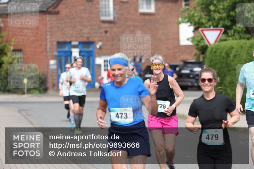 10.05.2026 - 8. Wedeler Halbmarathon Andreas Tolksdorf http://msf.ph/oto/9693666 10.05.2026 10:19:54 Laufen 473, 726, 479 meine-sportfotos.de