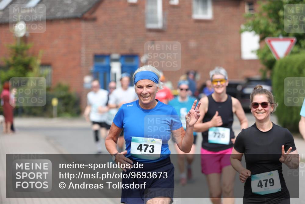 10.05.2026 - 8. Wedeler Halbmarathon Andreas Tolksdorf http://msf.ph/oto/9693673 10.05.2026 10:19:54 Laufen 136, 473, 726, 479 meine-sportfotos.de