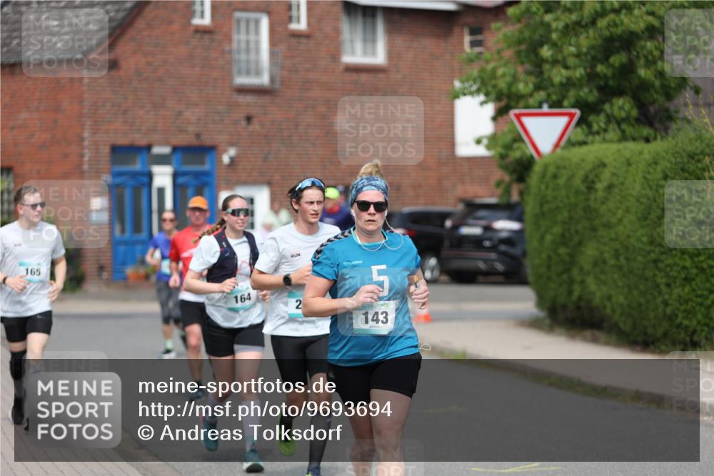 10.05.2026 - 8. Wedeler Halbmarathon Andreas Tolksdorf http://msf.ph/oto/9693694 10.05.2026 10:19:56 Laufen 165, 164, 2, 5, 143 meine-sportfotos.de