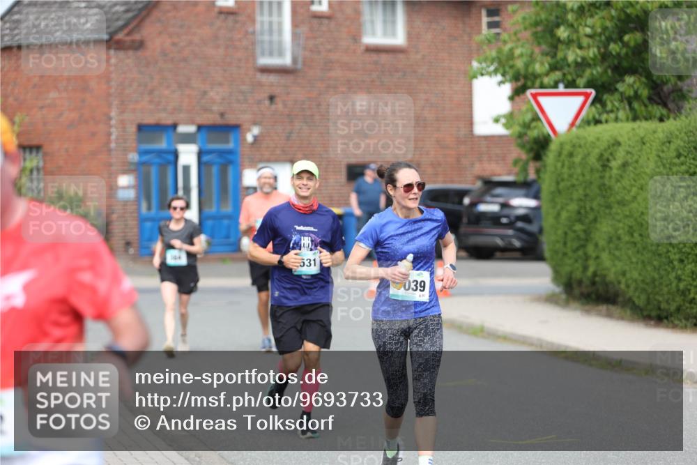 10.05.2026 - 8. Wedeler Halbmarathon Andreas Tolksdorf http://msf.ph/oto/9693733 10.05.2026 10:20:03 Laufen 531, 039, 90 meine-sportfotos.de