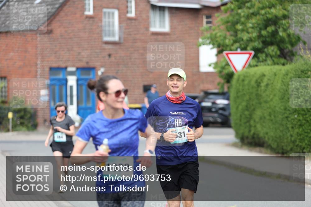 10.05.2026 - 8. Wedeler Halbmarathon Andreas Tolksdorf http://msf.ph/oto/9693753 10.05.2026 10:20:05 Laufen 1039, 31 meine-sportfotos.de