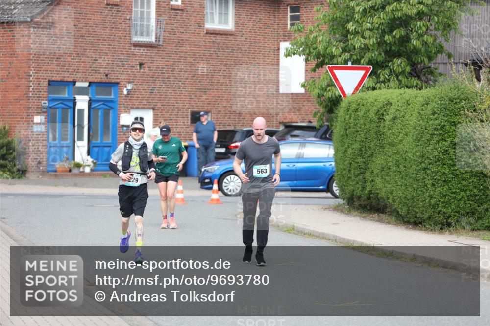 10.05.2026 - 8. Wedeler Halbmarathon Andreas Tolksdorf http://msf.ph/oto/9693780 10.05.2026 10:20:15 Laufen 29, 563 meine-sportfotos.de