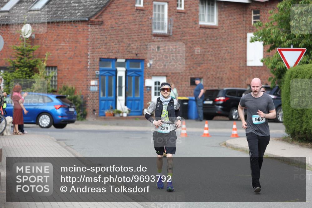 10.05.2026 - 8. Wedeler Halbmarathon Andreas Tolksdorf http://msf.ph/oto/9693792 10.05.2026 10:20:17 Laufen 229, 563 meine-sportfotos.de