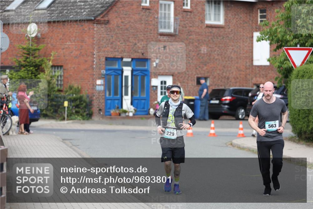 10.05.2026 - 8. Wedeler Halbmarathon Andreas Tolksdorf http://msf.ph/oto/9693801 10.05.2026 10:20:17 Laufen 13, 229, 563 meine-sportfotos.de