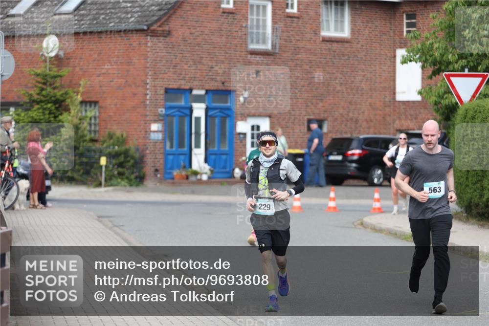 10.05.2026 - 8. Wedeler Halbmarathon Andreas Tolksdorf http://msf.ph/oto/9693808 10.05.2026 10:20:17 Laufen 229, 563 meine-sportfotos.de