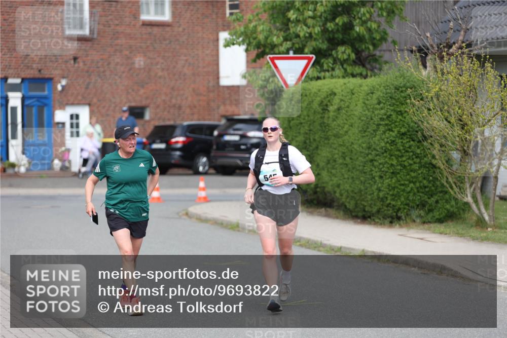 10.05.2026 - 8. Wedeler Halbmarathon Andreas Tolksdorf http://msf.ph/oto/9693822 10.05.2026 10:20:24 Laufen 5 meine-sportfotos.de