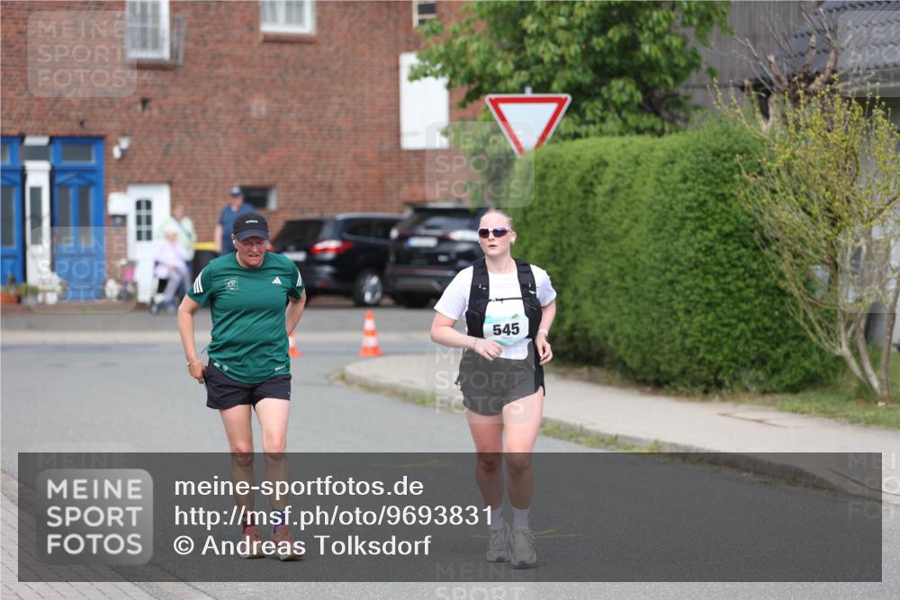 10.05.2026 - 8. Wedeler Halbmarathon Andreas Tolksdorf http://msf.ph/oto/9693831 10.05.2026 10:20:25 Laufen 545 meine-sportfotos.de