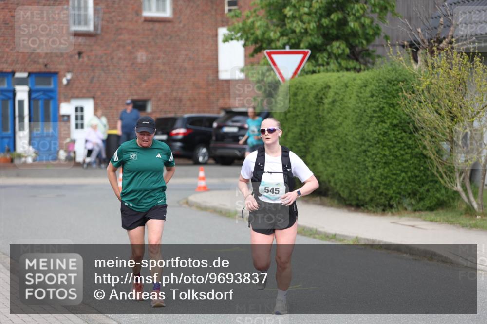 10.05.2026 - 8. Wedeler Halbmarathon Andreas Tolksdorf http://msf.ph/oto/9693837 10.05.2026 10:20:25 Laufen 545 meine-sportfotos.de