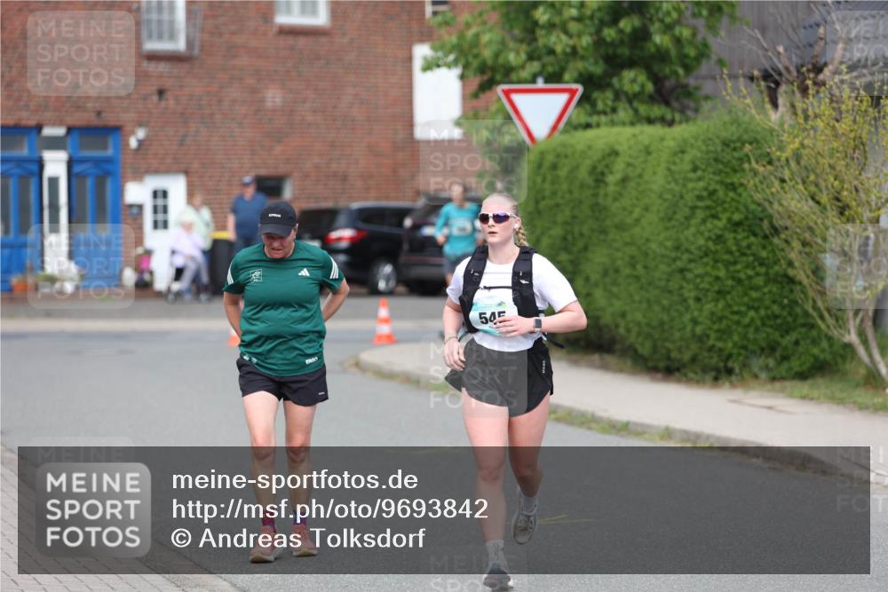 10.05.2026 - 8. Wedeler Halbmarathon Andreas Tolksdorf http://msf.ph/oto/9693842 10.05.2026 10:20:25 Laufen 545 meine-sportfotos.de