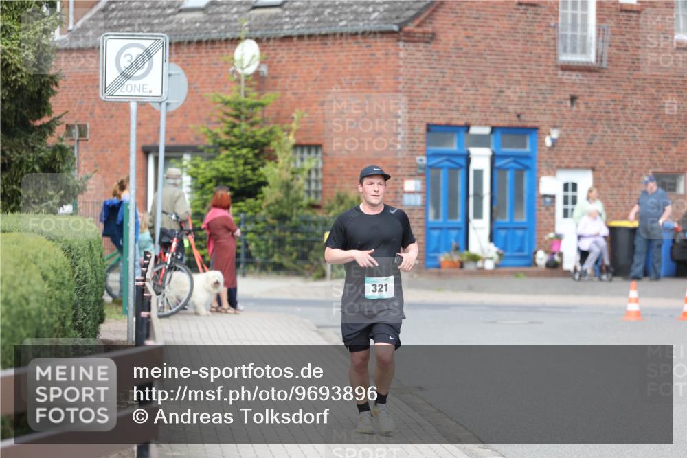 10.05.2026 - 8. Wedeler Halbmarathon Andreas Tolksdorf http://msf.ph/oto/9693896 10.05.2026 10:20:44 Laufen 321 meine-sportfotos.de