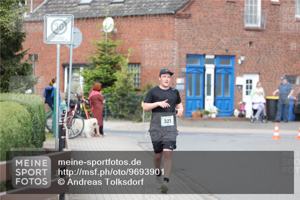 10.05.2026 - 8. Wedeler Halbmarathon Andreas Tolksdorf http://msf.ph/oto/9693901 10.05.2026 10:20:45 Laufen 321 meine-sportfotos.de