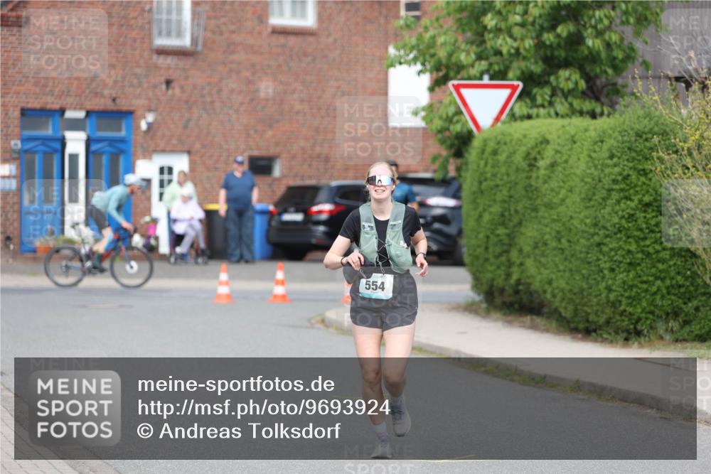 10.05.2026 - 8. Wedeler Halbmarathon Andreas Tolksdorf http://msf.ph/oto/9693924 10.05.2026 10:20:59 Laufen 554 meine-sportfotos.de