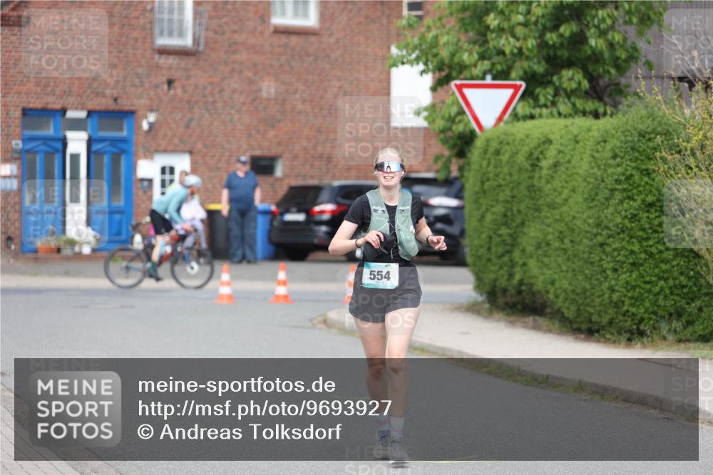10.05.2026 - 8. Wedeler Halbmarathon Andreas Tolksdorf http://msf.ph/oto/9693927 10.05.2026 10:20:59 Laufen 554 meine-sportfotos.de