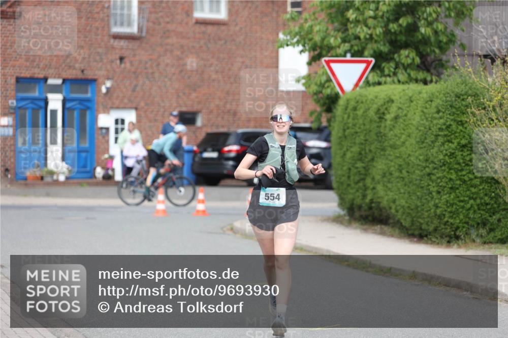 10.05.2026 - 8. Wedeler Halbmarathon Andreas Tolksdorf http://msf.ph/oto/9693930 10.05.2026 10:20:59 Laufen 554 meine-sportfotos.de