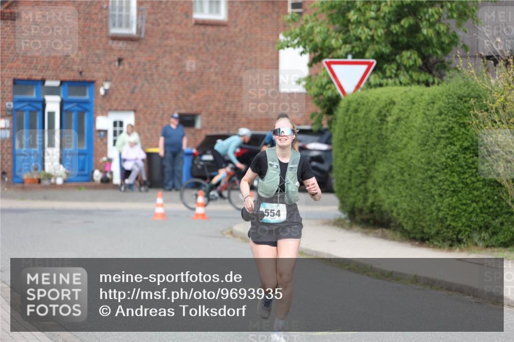 10.05.2026 - 8. Wedeler Halbmarathon Andreas Tolksdorf http://msf.ph/oto/9693935 10.05.2026 10:20:59 Laufen 554 meine-sportfotos.de