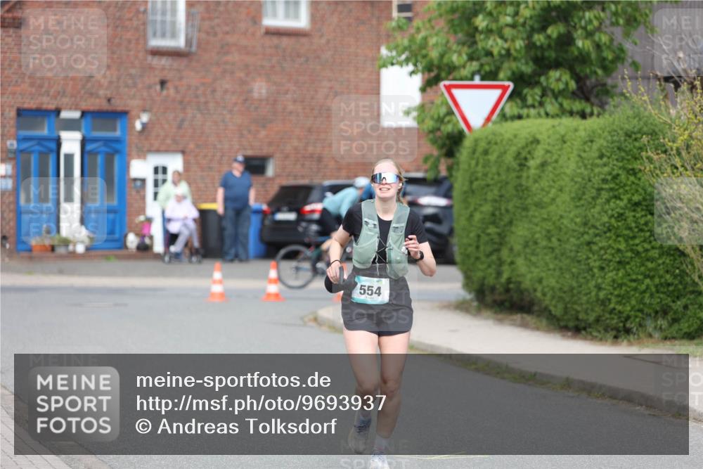 10.05.2026 - 8. Wedeler Halbmarathon Andreas Tolksdorf http://msf.ph/oto/9693937 10.05.2026 10:20:59 Laufen 554 meine-sportfotos.de
