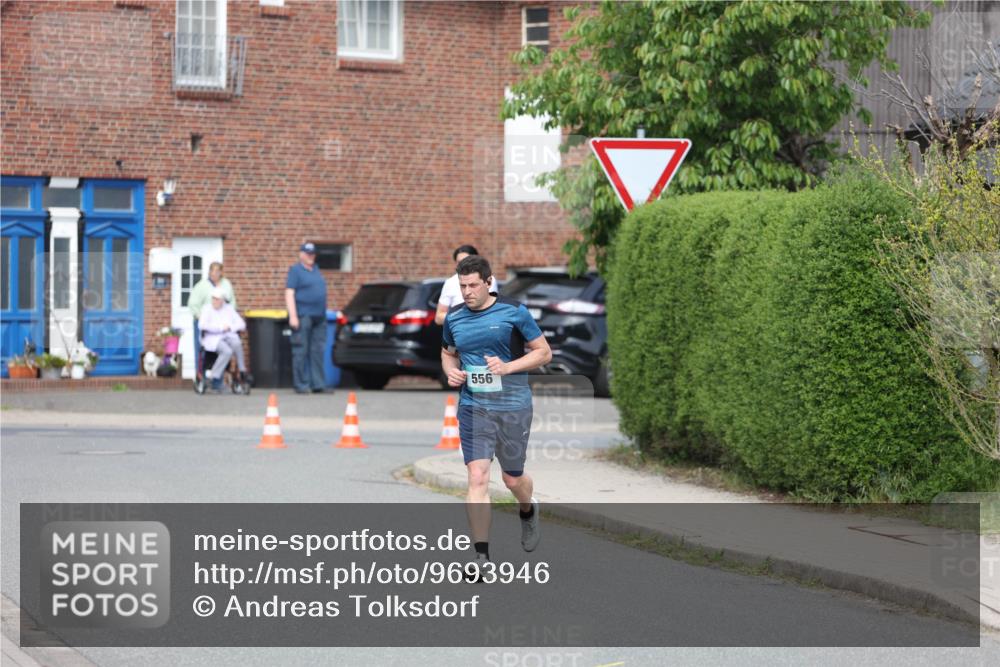 10.05.2026 - 8. Wedeler Halbmarathon Andreas Tolksdorf http://msf.ph/oto/9693946 10.05.2026 10:21:03 Laufen 556 meine-sportfotos.de
