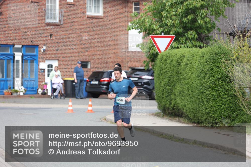 10.05.2026 - 8. Wedeler Halbmarathon Andreas Tolksdorf http://msf.ph/oto/9693950 10.05.2026 10:21:03 Laufen 556 meine-sportfotos.de