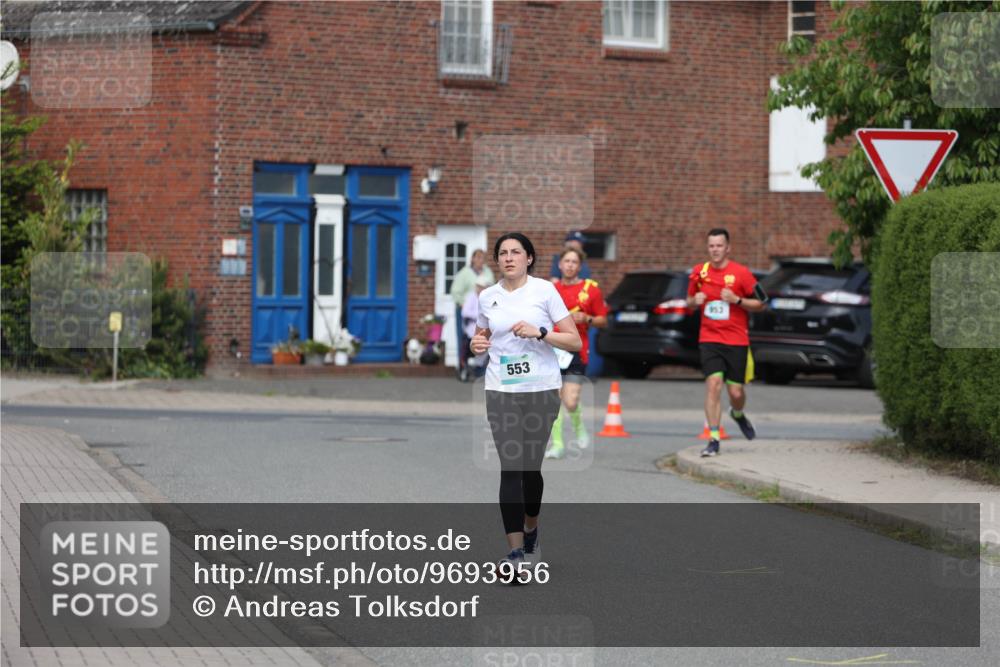 10.05.2026 - 8. Wedeler Halbmarathon Andreas Tolksdorf http://msf.ph/oto/9693956 10.05.2026 10:21:08 Laufen 553, 953 meine-sportfotos.de