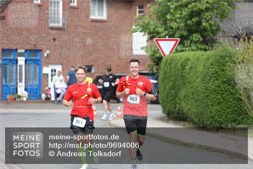 10.05.2026 - 8. Wedeler Halbmarathon Andreas Tolksdorf http://msf.ph/oto/9694006 10.05.2026 10:21:14 Laufen 951, 953 meine-sportfotos.de