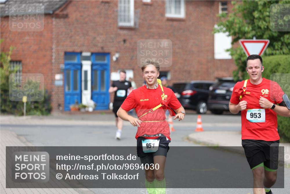 10.05.2026 - 8. Wedeler Halbmarathon Andreas Tolksdorf http://msf.ph/oto/9694030 10.05.2026 10:21:16 Laufen 951, 9, 953 meine-sportfotos.de