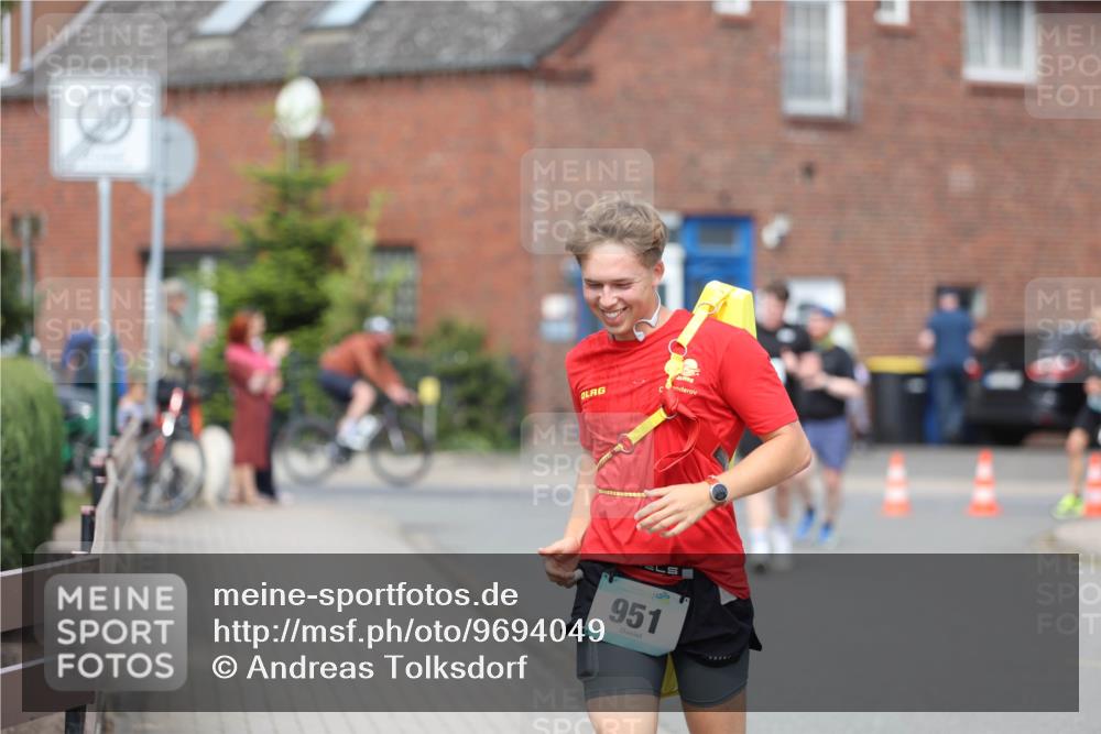 10.05.2026 - 8. Wedeler Halbmarathon Andreas Tolksdorf http://msf.ph/oto/9694049 10.05.2026 10:21:17 Laufen 951 meine-sportfotos.de