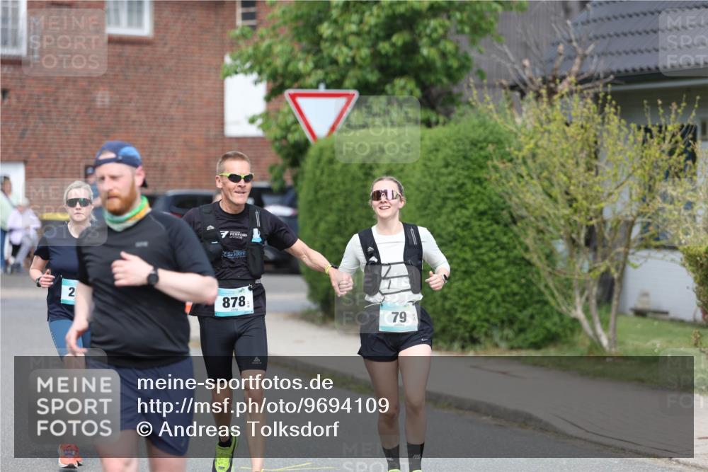 10.05.2026 - 8. Wedeler Halbmarathon Andreas Tolksdorf http://msf.ph/oto/9694109 10.05.2026 10:21:26 Laufen 2, 878, 79 meine-sportfotos.de
