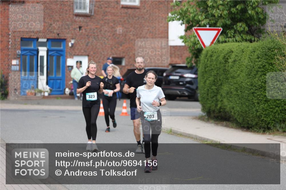 10.05.2026 - 8. Wedeler Halbmarathon Andreas Tolksdorf http://msf.ph/oto/9694156 10.05.2026 10:21:31 Laufen 323, 703 meine-sportfotos.de