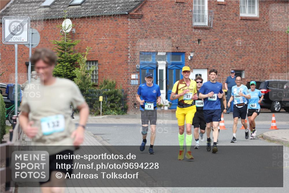 10.05.2026 - 8. Wedeler Halbmarathon Andreas Tolksdorf http://msf.ph/oto/9694228 10.05.2026 10:21:45 Laufen 132, 27, 090, 1044, 1026, 73, 667 meine-sportfotos.de