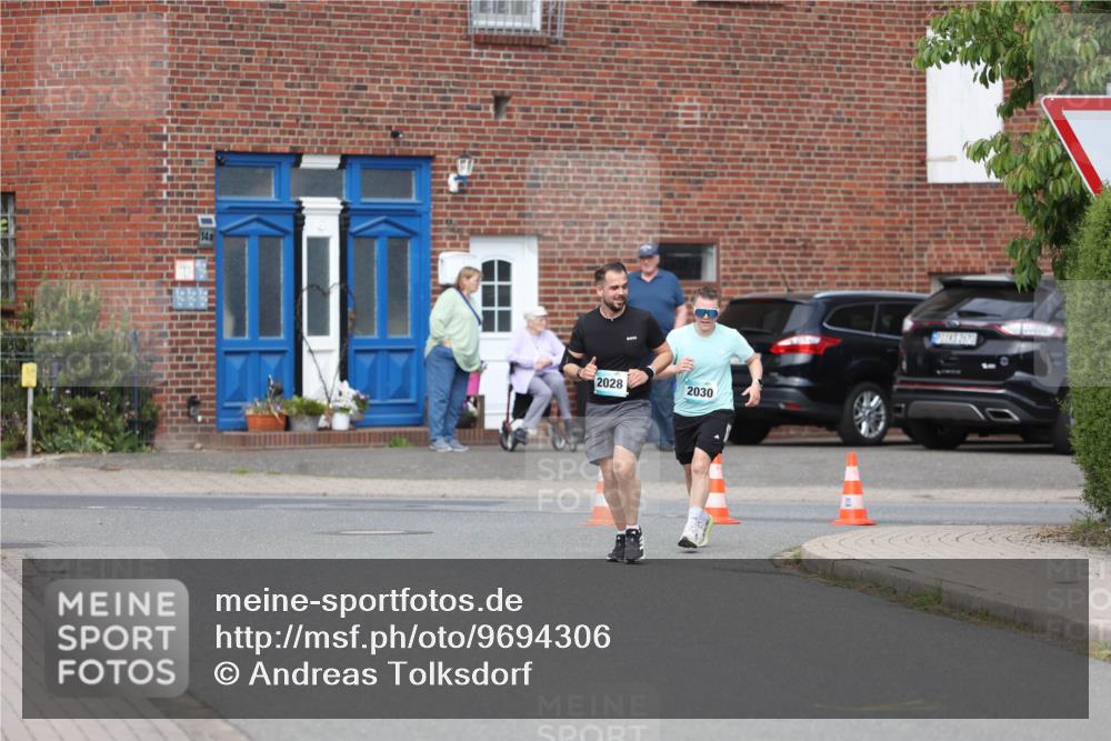 10.05.2026 - 8. Wedeler Halbmarathon Andreas Tolksdorf http://msf.ph/oto/9694306 10.05.2026 10:22:21 Laufen 2028, 2030, 26270 meine-sportfotos.de
