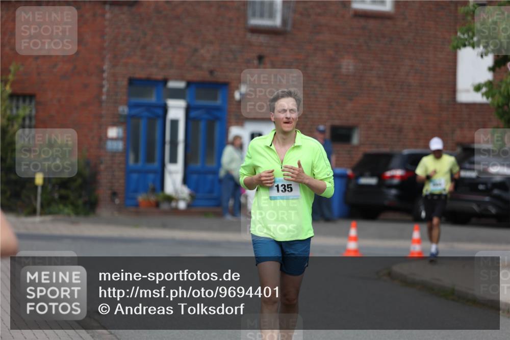 10.05.2026 - 8. Wedeler Halbmarathon Andreas Tolksdorf http://msf.ph/oto/9694401 10.05.2026 10:22:38 Laufen 135 meine-sportfotos.de