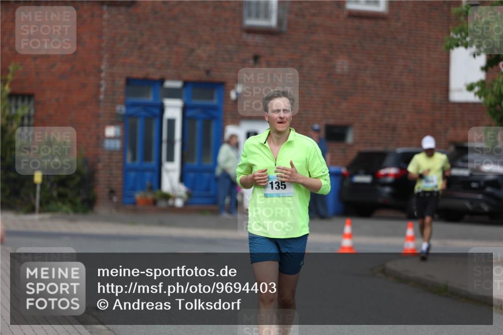 10.05.2026 - 8. Wedeler Halbmarathon Andreas Tolksdorf http://msf.ph/oto/9694403 10.05.2026 10:22:38 Laufen 135 meine-sportfotos.de