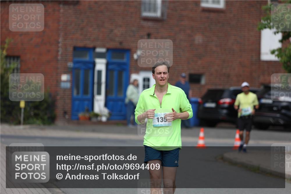 10.05.2026 - 8. Wedeler Halbmarathon Andreas Tolksdorf http://msf.ph/oto/9694409 10.05.2026 10:22:38 Laufen 135 meine-sportfotos.de