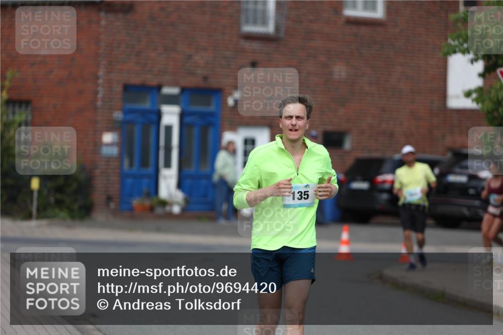 10.05.2026 - 8. Wedeler Halbmarathon Andreas Tolksdorf http://msf.ph/oto/9694420 10.05.2026 10:22:38 Laufen 135 meine-sportfotos.de