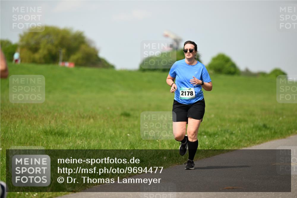10.05.2026 - 8. Wedeler Halbmarathon Dr. Thomas Lammeyer http://msf.ph/oto/9694477 10.05.2026 11:19:30 Laufen 2178 meine-sportfotos.de