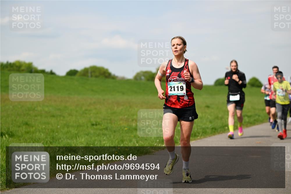 10.05.2026 - 8. Wedeler Halbmarathon Dr. Thomas Lammeyer http://msf.ph/oto/9694594 10.05.2026 11:19:40 Laufen 2119, 437 meine-sportfotos.de