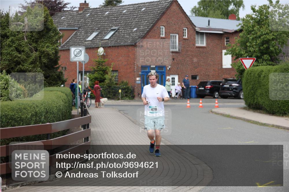 10.05.2026 - 8. Wedeler Halbmarathon Andreas Tolksdorf http://msf.ph/oto/9694621 10.05.2026 10:23:32 Laufen 30, 478 meine-sportfotos.de