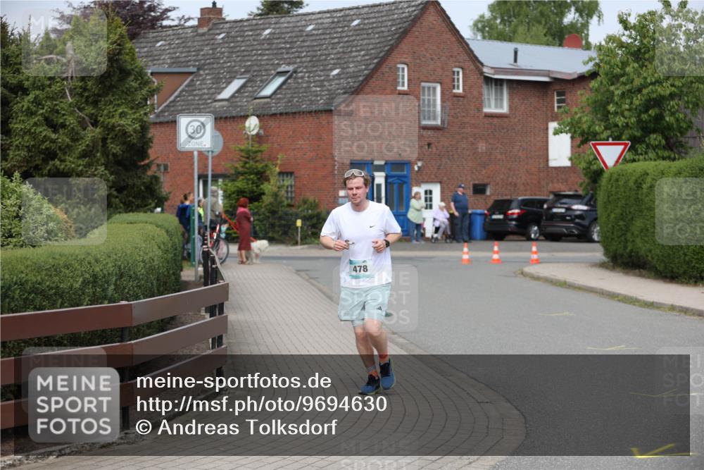 10.05.2026 - 8. Wedeler Halbmarathon Andreas Tolksdorf http://msf.ph/oto/9694630 10.05.2026 10:23:33 Laufen 478 meine-sportfotos.de