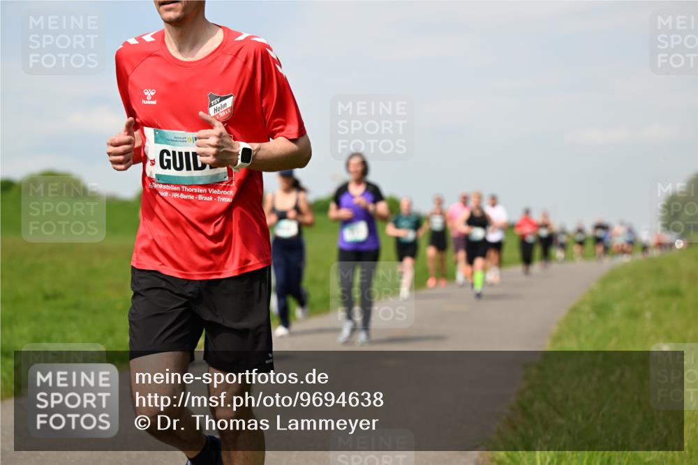 10.05.2026 - 8. Wedeler Halbmarathon Dr. Thomas Lammeyer http://msf.ph/oto/9694638 10.05.2026 11:19:45 Laufen 1910 meine-sportfotos.de