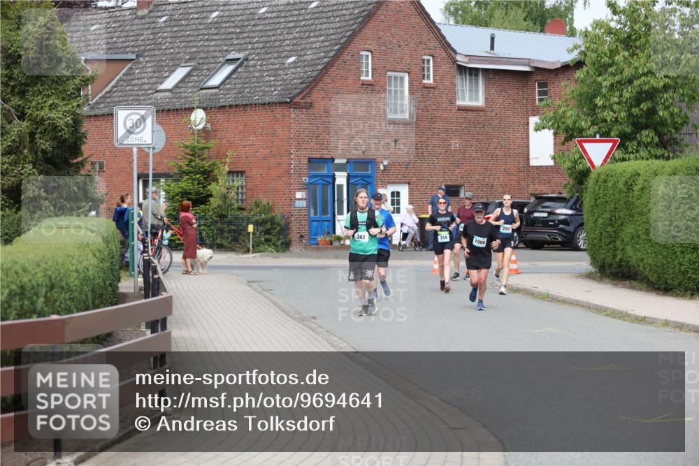 10.05.2026 - 8. Wedeler Halbmarathon Andreas Tolksdorf http://msf.ph/oto/9694641 10.05.2026 10:23:38 Laufen 382, 318, 1000, 255 meine-sportfotos.de