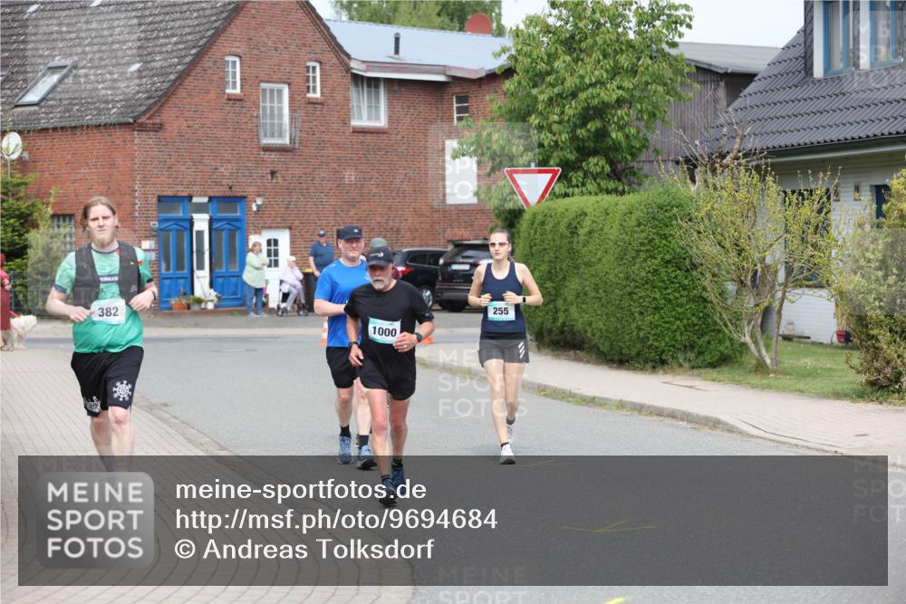 10.05.2026 - 8. Wedeler Halbmarathon Andreas Tolksdorf http://msf.ph/oto/9694684 10.05.2026 10:23:43 Laufen 1, 1, 382, 1000, 255 meine-sportfotos.de