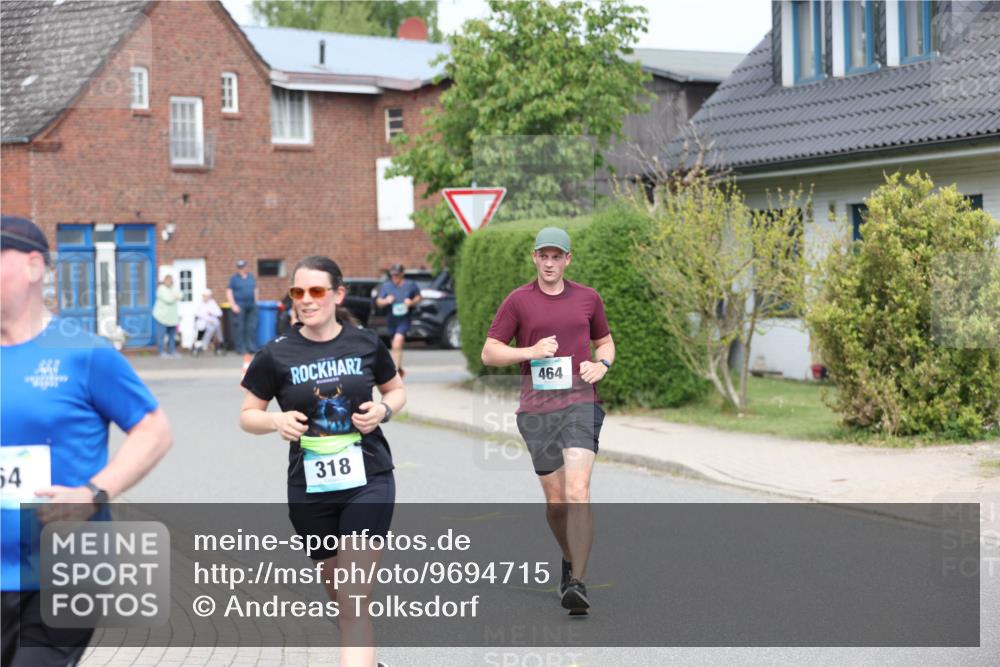 10.05.2026 - 8. Wedeler Halbmarathon Andreas Tolksdorf http://msf.ph/oto/9694715 10.05.2026 10:23:47 Laufen 464, 54, 318 meine-sportfotos.de