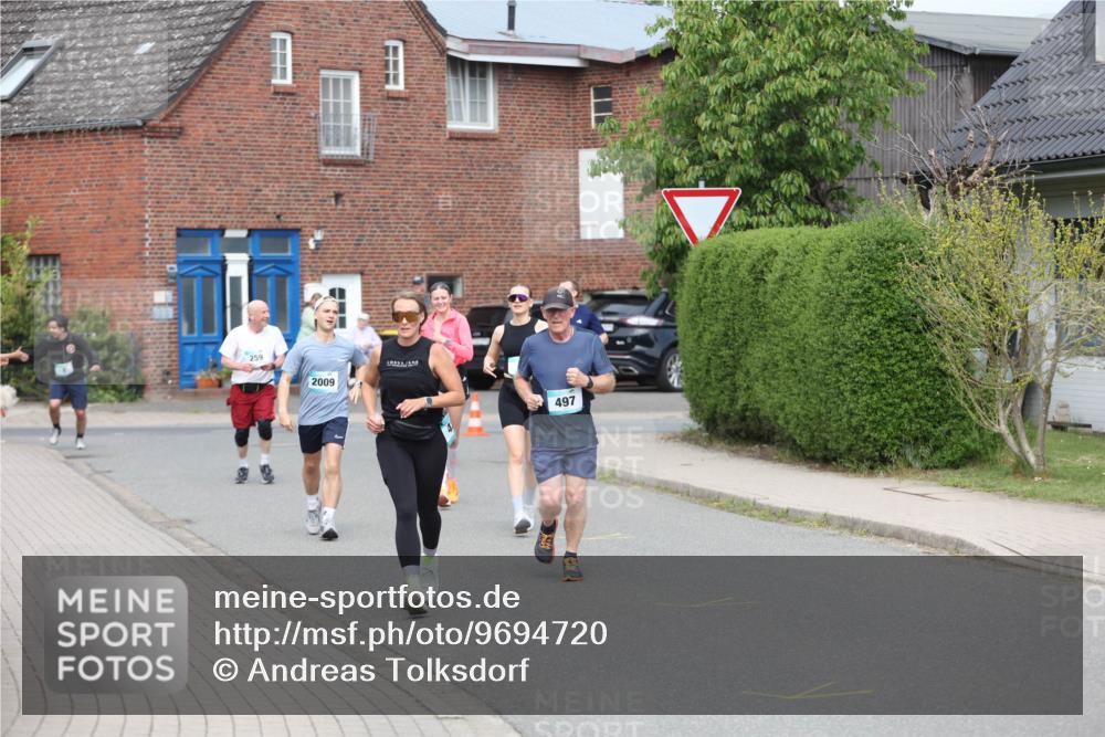 10.05.2026 - 8. Wedeler Halbmarathon Andreas Tolksdorf http://msf.ph/oto/9694720 10.05.2026 10:23:54 Laufen 259, 2009, 497 meine-sportfotos.de