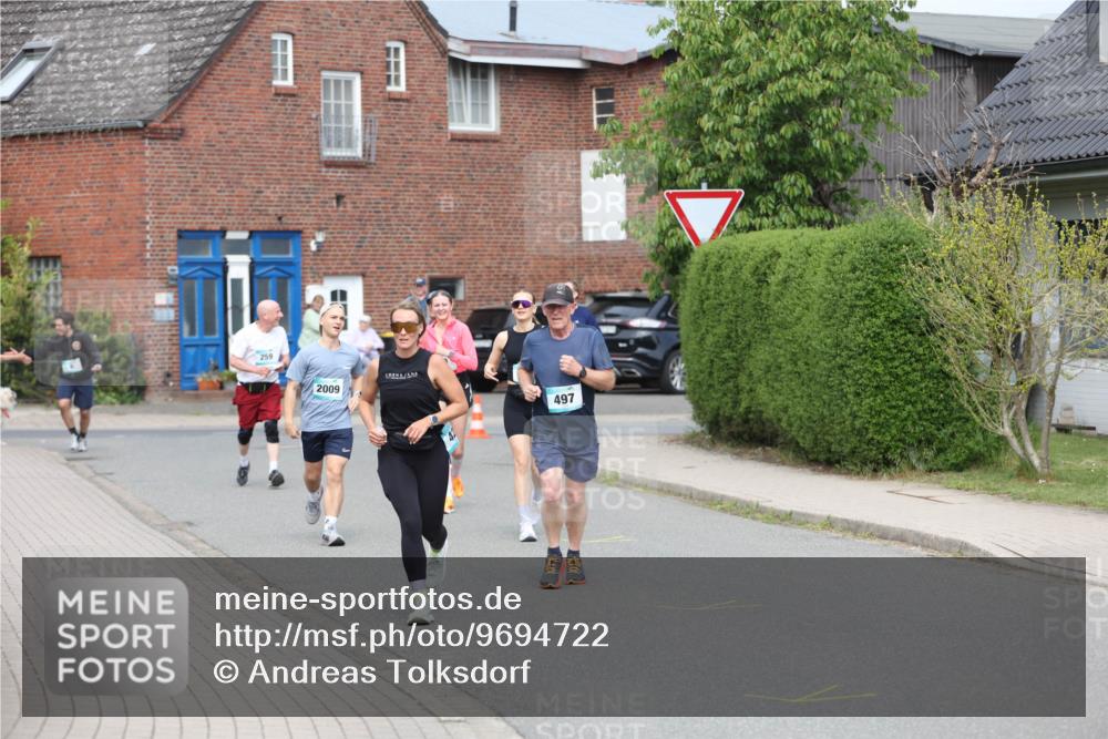 10.05.2026 - 8. Wedeler Halbmarathon Andreas Tolksdorf http://msf.ph/oto/9694722 10.05.2026 10:23:54 Laufen 259, 2009, 497 meine-sportfotos.de