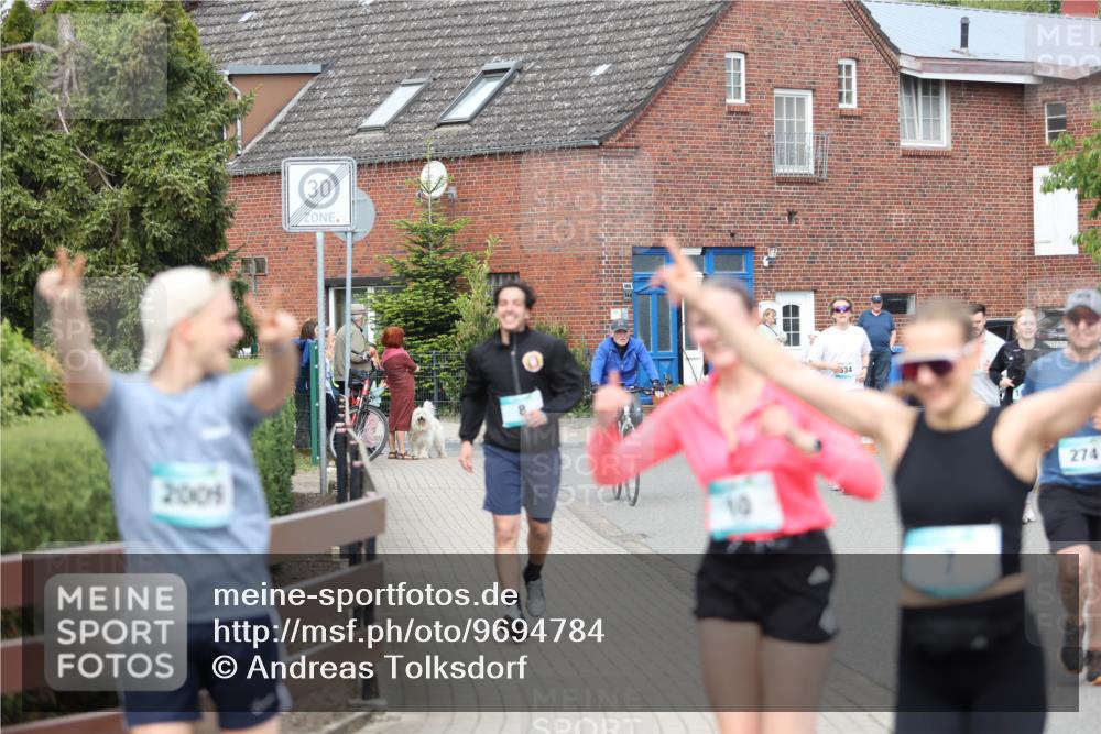 10.05.2026 - 8. Wedeler Halbmarathon Andreas Tolksdorf http://msf.ph/oto/9694784 10.05.2026 10:24:01 Laufen 2009, 30, 8, 534, 2670, 274 meine-sportfotos.de
