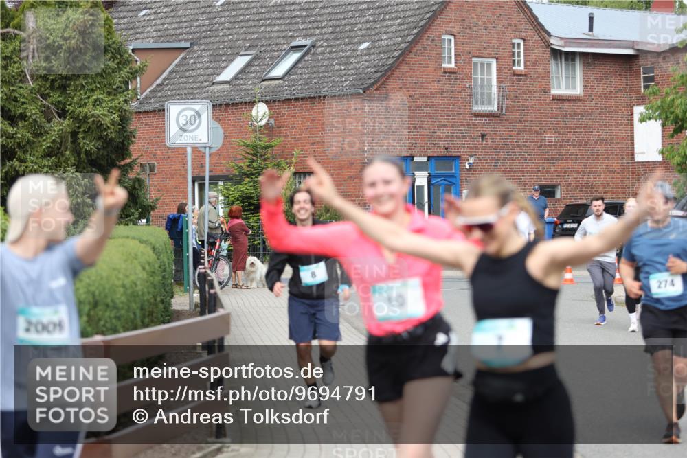 10.05.2026 - 8. Wedeler Halbmarathon Andreas Tolksdorf http://msf.ph/oto/9694791 10.05.2026 10:24:02 Laufen 2005, 30, 10, 274 meine-sportfotos.de