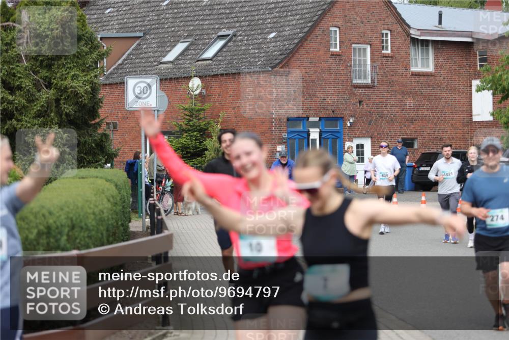 10.05.2026 - 8. Wedeler Halbmarathon Andreas Tolksdorf http://msf.ph/oto/9694797 10.05.2026 10:24:02 Laufen 30, 10, 634, 1021, 274 meine-sportfotos.de